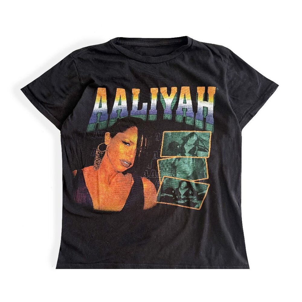 Secondhand Aaliyah, Band T-shirt